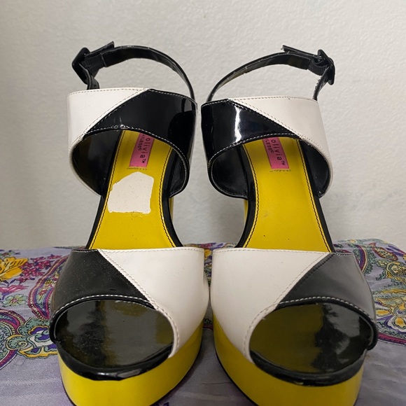 Chunky Color Block Heels - Picture 2 of 5